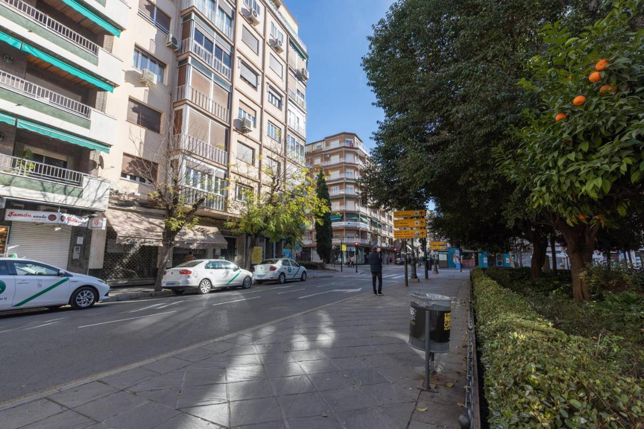 Precioso Y Centrico Apartamento Gran Capitan 5 Granada Luaran gambar